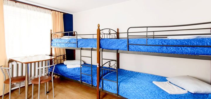 Двухместный номер в хостеле «Gar'is Hostel» в Киеве. Забронировать по акции