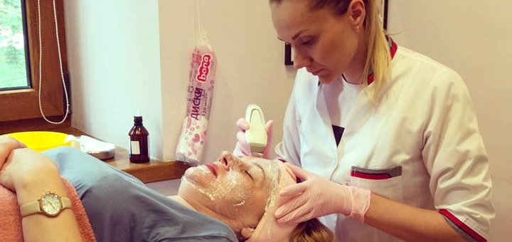 Акції на косметологію від салону краси Estetic