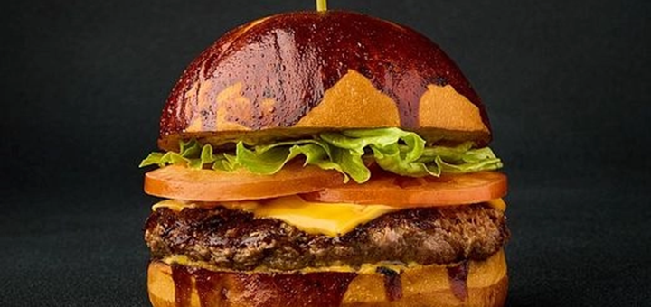 Burgers at Mr. Grill Hotdogs & Burgers in Kyiv. Order with a discount.