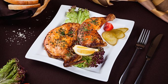 Meat dishes in the cafe-bar "Majori" in the Dnieper. Order at a discount