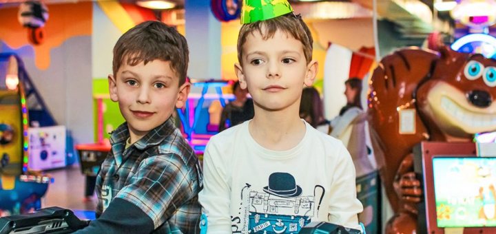 Discounts in the children&#39;s center veseliy vulik7