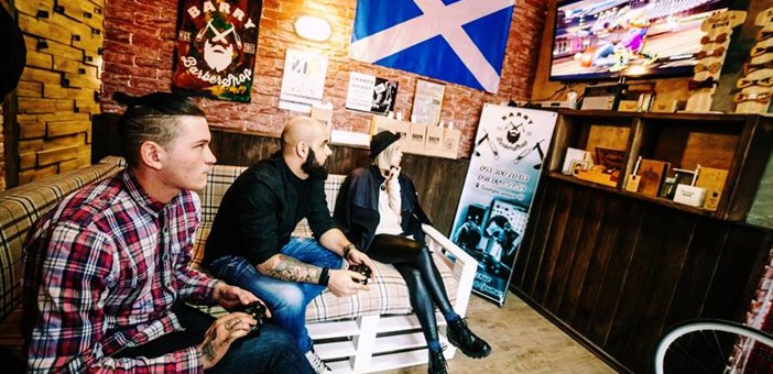 Зал «BARRY BarberShop». Запишитесь со скидкой