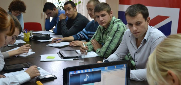 Занятия по изучению английского язіка в школе «Go English». Записаться на курсы английского языка со скидкой. Акции в школах английского языка Одессы.