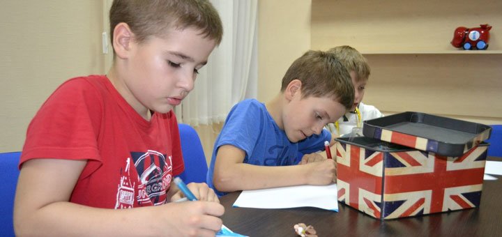 Занятия по изучению английского язіка в школе «Go English». Записаться на курсы английского языка со скидкой. Акции в школах английского языка Одессы.