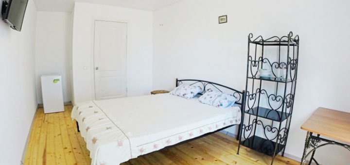 Discounts for holidays in orlyatko hostel in gengorka29