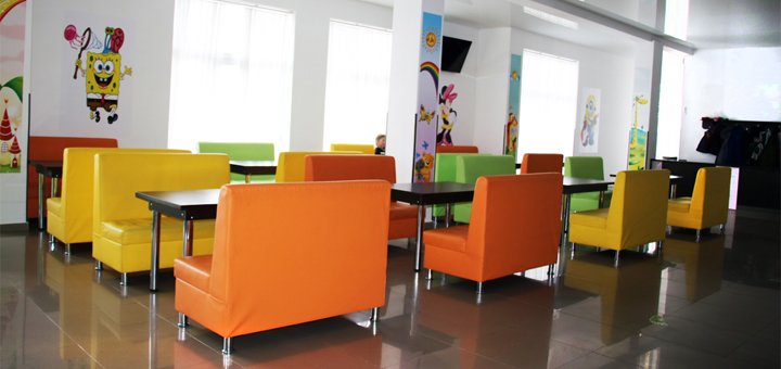 Дитяче кафе в готельно-розважальному комплексі Uman-Plaza в Умані. Відпочивайте по акції.
