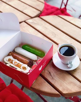 Desserts at the Honey cafe in Kyiv with a discount 2