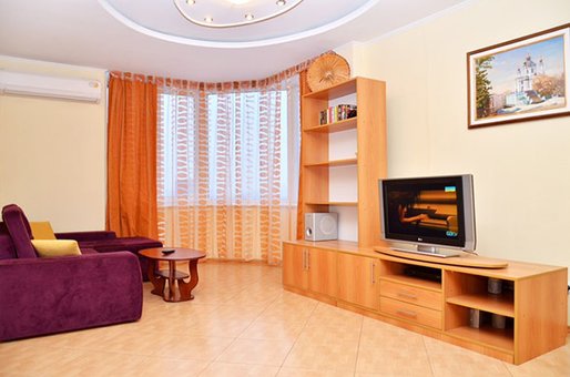 Двокімнатні чотиримісні апартаменти на Бажана «Велкам-24» у Києві зі знижкою