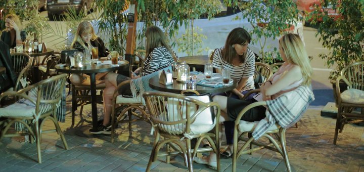 Скидки в баре «Шарлатан» в Киеве