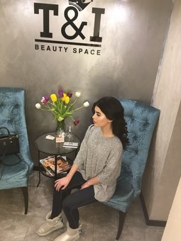 Прически и макияж в салоне красоты «TI Beauty Space» в Киеве по акции