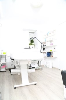 Антицелюлітний масаж у салоні краси «CosmetologyRoomJOY» у Києві. Робіть зі знижкою.