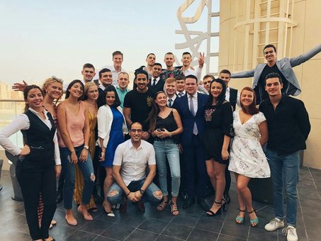 Робота в ОАЕ від рекрутингової агенції «WorkEmirates». Влаштуватися хостес 2