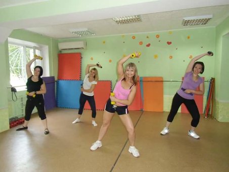 Заняття бодіфлексом у спорт клубі «Атлет» у Дніпрі. Записуйтесь по акції.