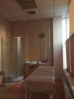 Косметологічний кабінет салону краси «Імперія егоїсток» в Києві. Записуйтеся на спа акцією.