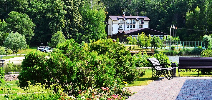Country complex "Dzherelo". Come relax on the action