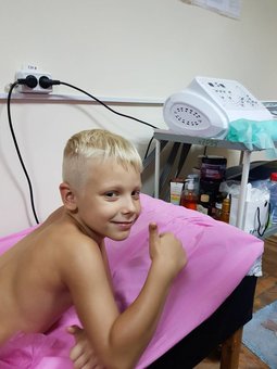 Дитячий масаж в Кабінеті корекції фігури в Харкові. Приводьте дитину акцією.