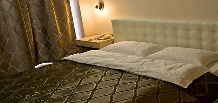 Staybridge 1