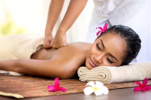 SPA-масаж від "Міністерства щастя". Подарувати spa-масаж зі знижкою.