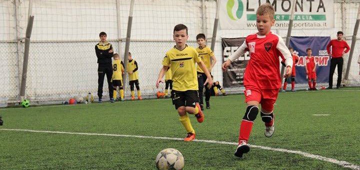 12 тренировок по футболу для детей в ФК «Red Dragons»