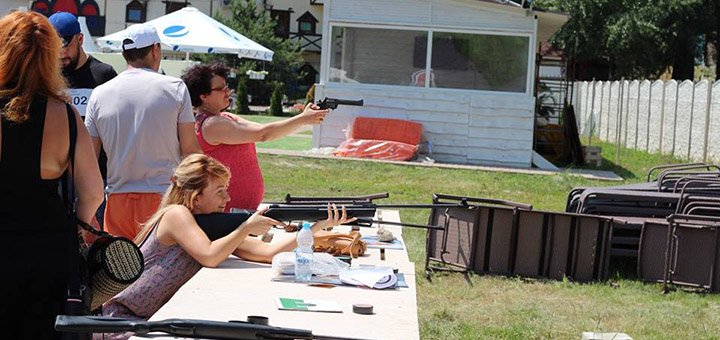 Shooting from a pistol, rifle, crossbow in the "Safari" shooting range 2