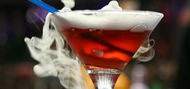&quot;rose bar&quot; discounts in the club