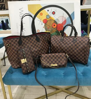 Branded accessories in the baba magaz online store. buy for a promotion.