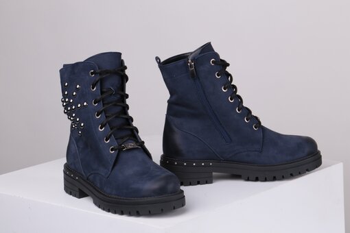 Women's boots in the Pratik online store in Kharkov. Buy at a discount.