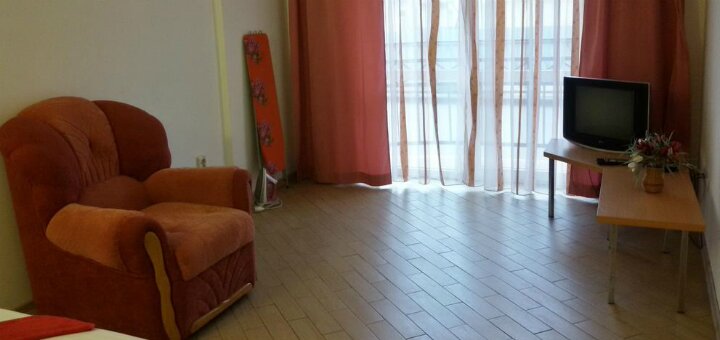 Акції «like home on mikhnovskogo»