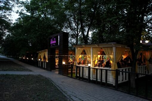Скидки в кафе «Divan» в Мариуполе. Бронируйте со скидкой