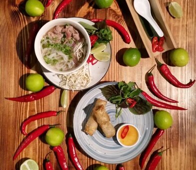 Thai cuisine at the Viet Bar restaurant in Kiev. Book with a discount