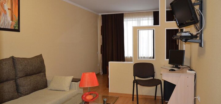 Apartment On Admirala Makarova 56 (Николаев)