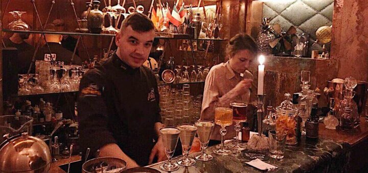 Акции бар «Libraria Speak Easy Bar»