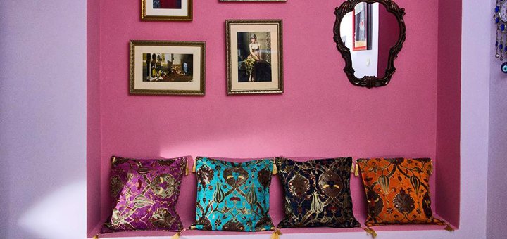 Холл в хостеле «Ballet Hostel» в Киеве. Забронировать номер со скидкой. Недорогие хостелы в центре Киева.1