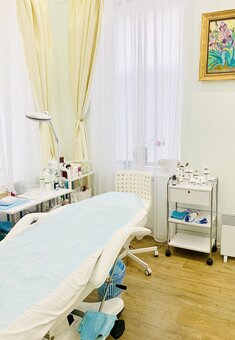Студия косметологии «LaEsthetics» в Киеве. Записаться на процедуры со скидкой.