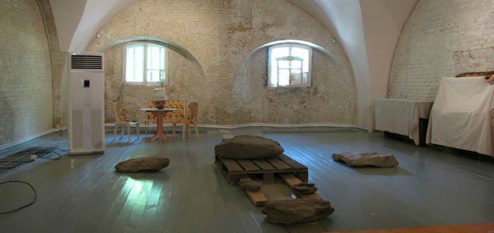 Музей-в'язниця «Косий Капонір» в Києві. Відвідайте екскурсію по акції.