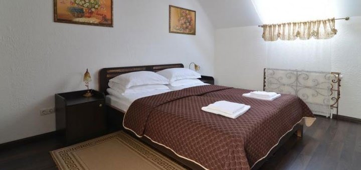 Номер в отеле «Вилла Палома». Отель «Villa Paloma». Забронировать номер со скидкой. Недорогте отель в Киеве.