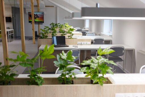Спецпредложение на аренду места в коворкинге «Passage Interdit» в Луцке