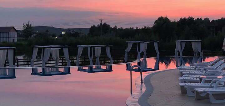 «Biruza Beach Club» - Пляжний комплекс в Києві. Замовляй по знижці.