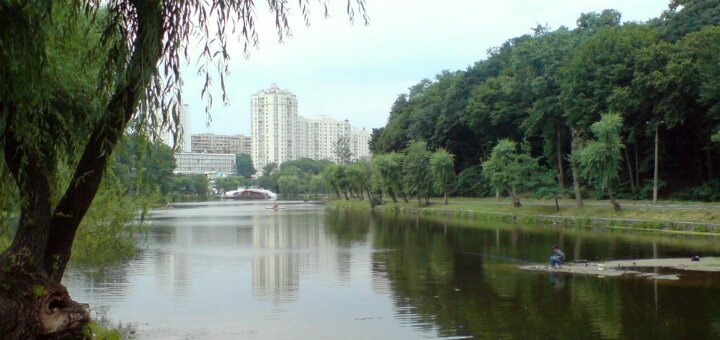 &quot;goloseevsky park named after maxim rylsky&quot;