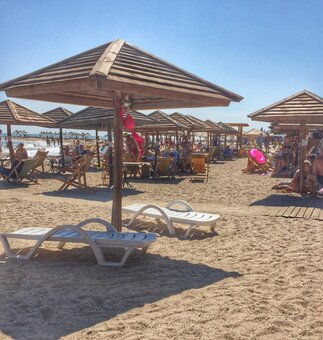 Beach &quot;miami&quot; berdyansk