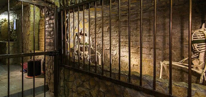 Акции  квест-комната «Застенки инквизиции от Взаперти»