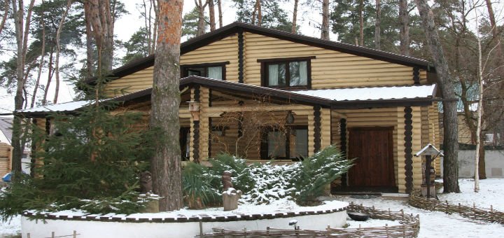 База відпочинку «Сосновий бір» в селищі Кіровське Дніпровської області. Відвідайте базу відпочинку акцією.