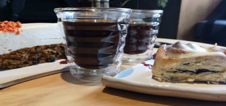Inexpensive coffee shop &quot;heisenberg coffee lab&quot;