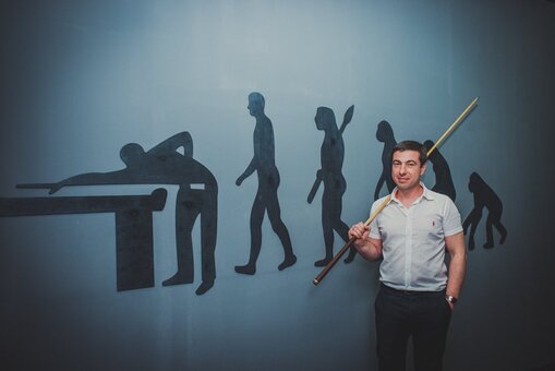 Billiards at the persona lounge club in odessa. book for a promotion.
