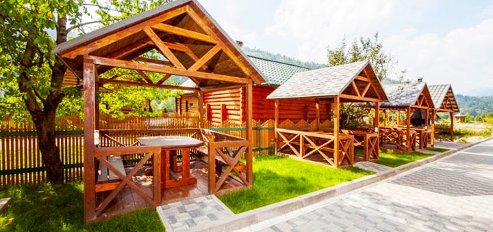 Ресторан в отеле «Villa Provans» в Татарове. Бронируйте номера по акции.