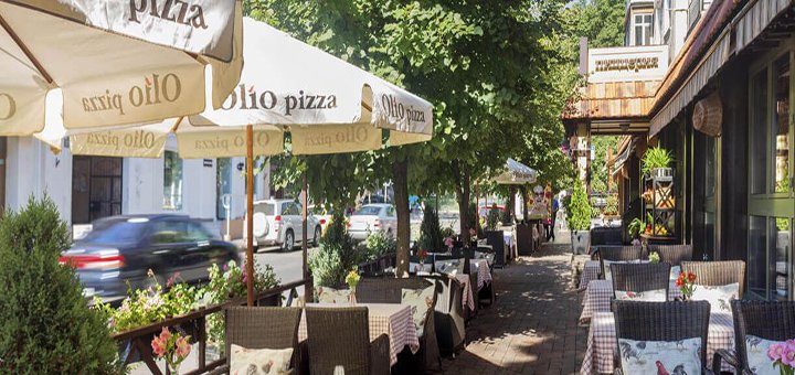 Літня тераса на Гаванній піцерії «Olio pizza»