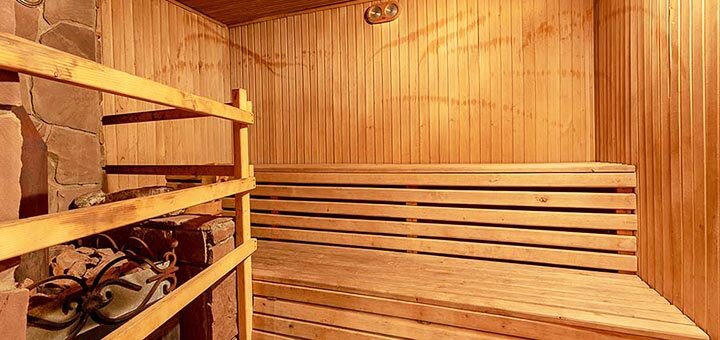 Знижки на відпочинок в приватній садибі Буркут в Карпатах11