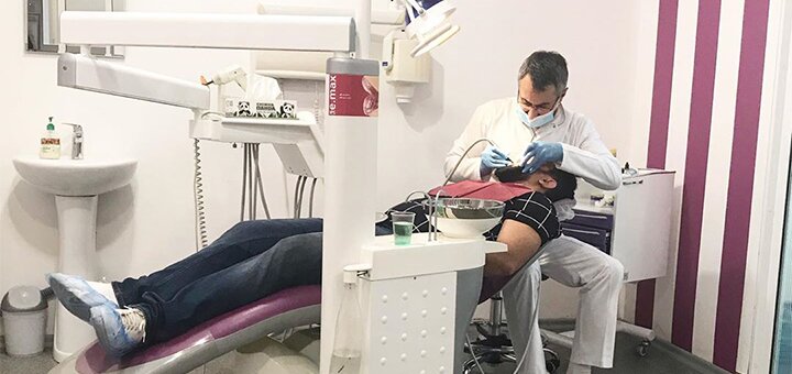 Знижки на послуги стоматологічному кабінеті Dentistry AA