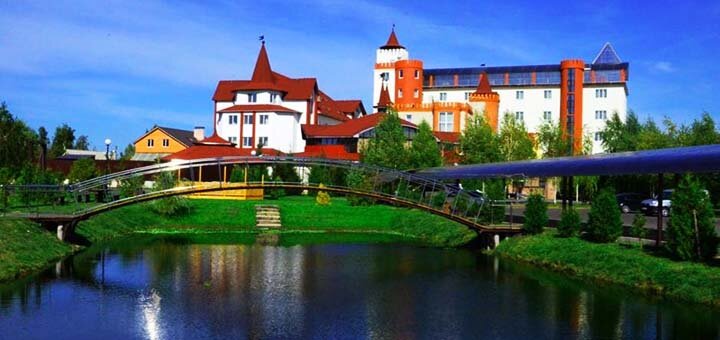 Готель «Вишеград» у Вишгороді. Забронювати готель із знижкою. Готелі під Києвом недорого.