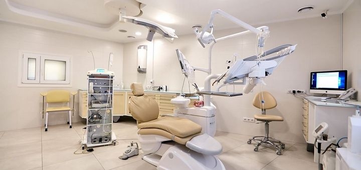 Лазерне відбілювання зубів в клініці «Європейський стоматологічний центр» в Києві. Записатися на прийом зі знижкою.